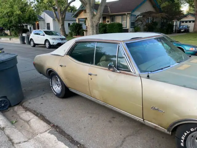 1969 Oldsmobile Cutlass supreme