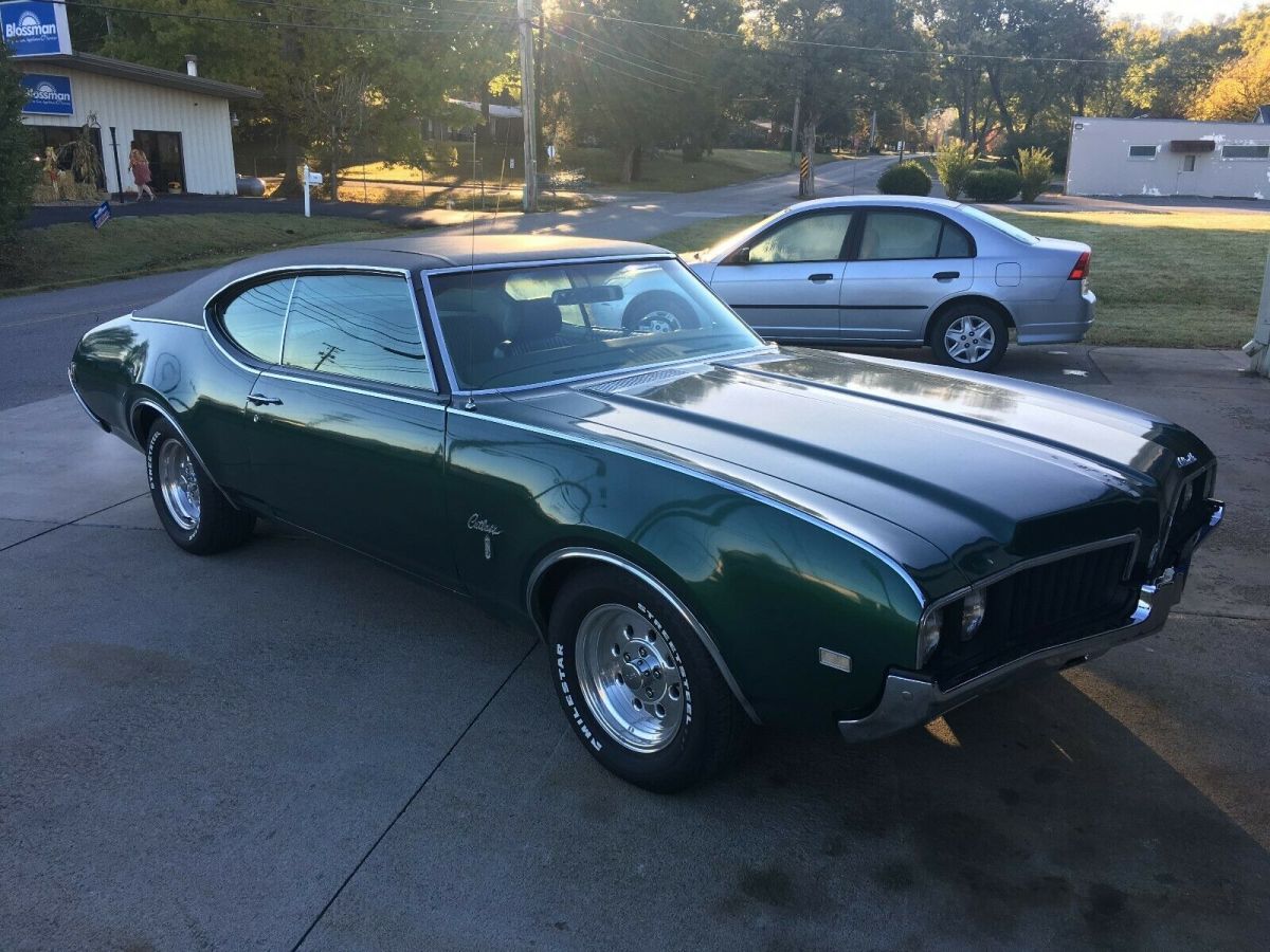 1969 Oldsmobile Cutlass Cutlass Supreme