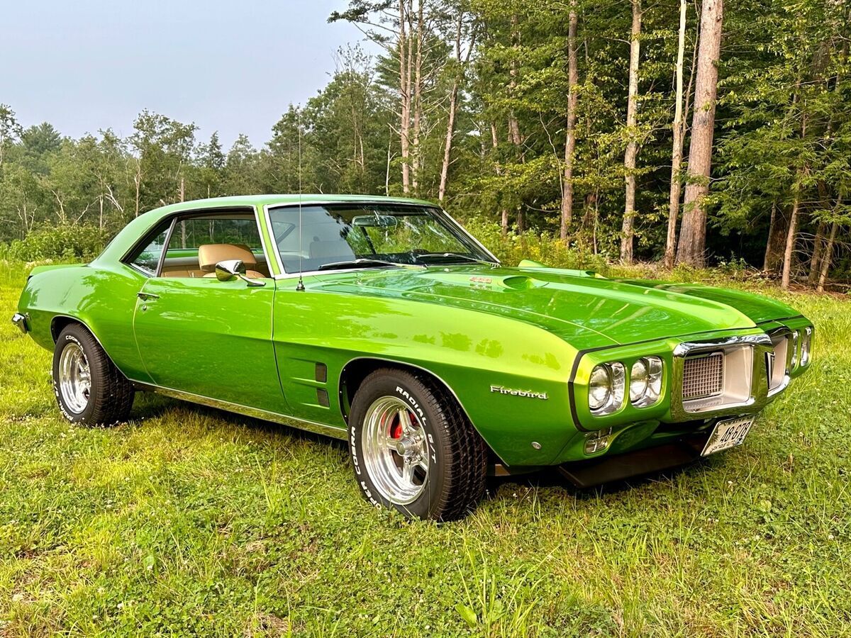 1969 Pontiac Firebird 400