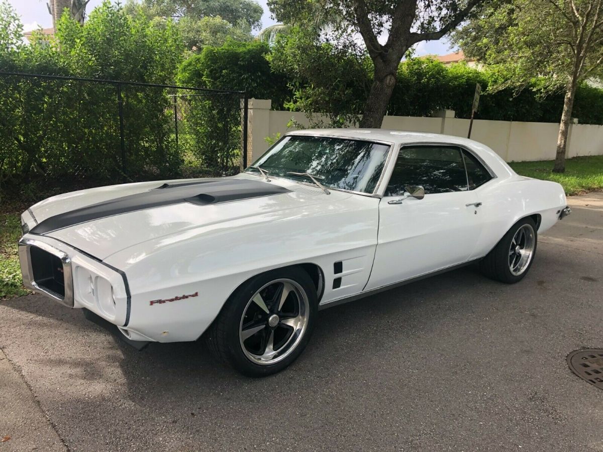 1969 Pontiac Firebird