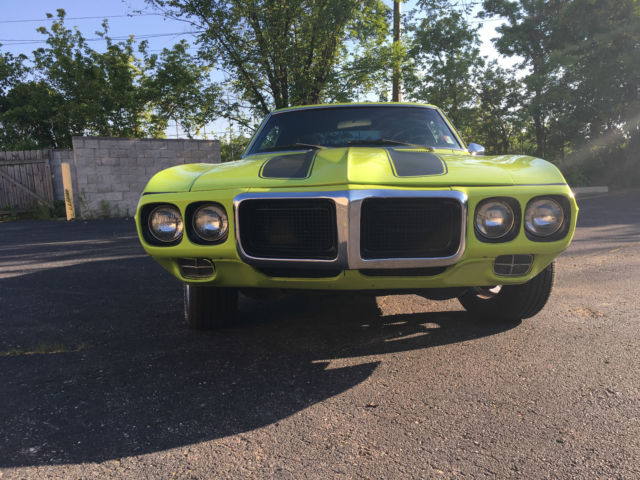 1969 Pontiac Firebird 2 Door Coupe