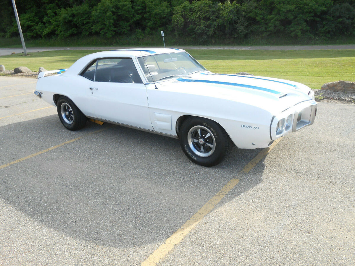 1969 Pontiac Firebird