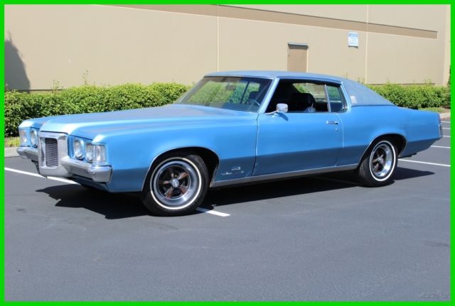 1969 Pontiac Grand Prix '69 GRAND PRIX WITH BUCKET SEATS AND CONSOLE + V8!