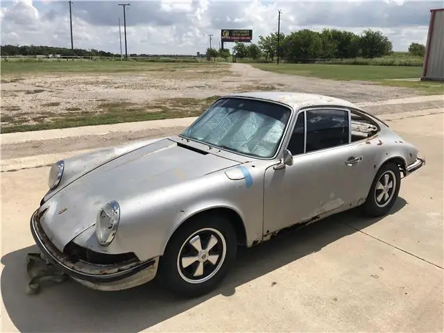 1969 Porsche 911 --