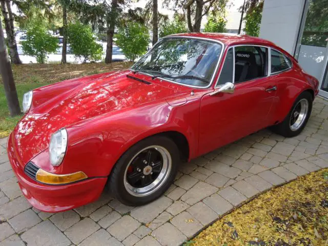 1969 Porsche 911 2-door coupe