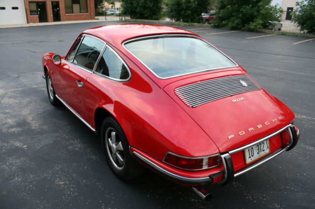 19690000 Porsche 911 E