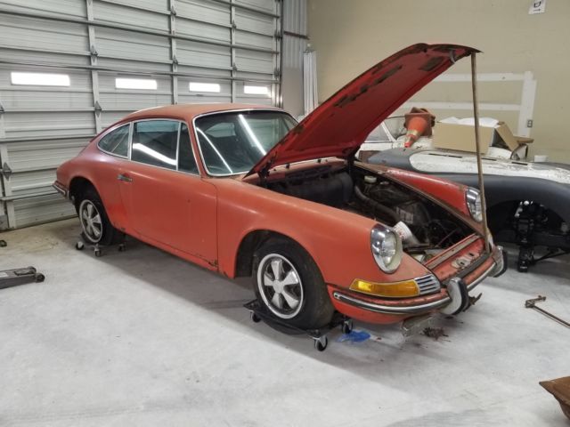 1969 Porsche 911 911T original paint estate find.