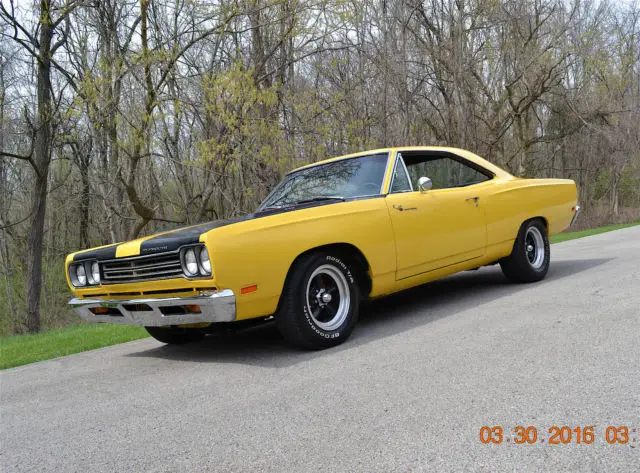 1969 Plymouth Road Runner 2 DOOR HARDTOP