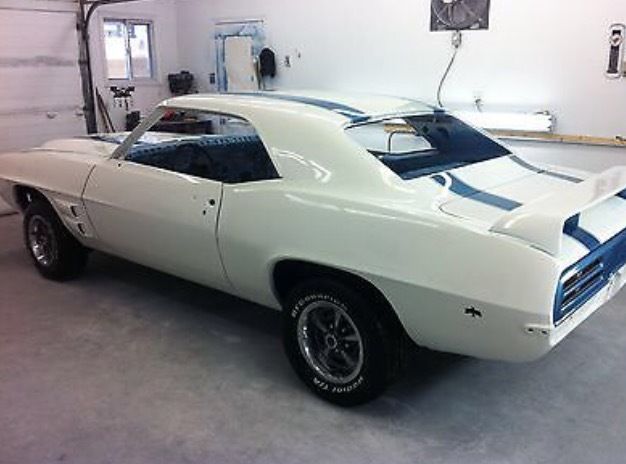 1969 Pontiac Firebird trans am