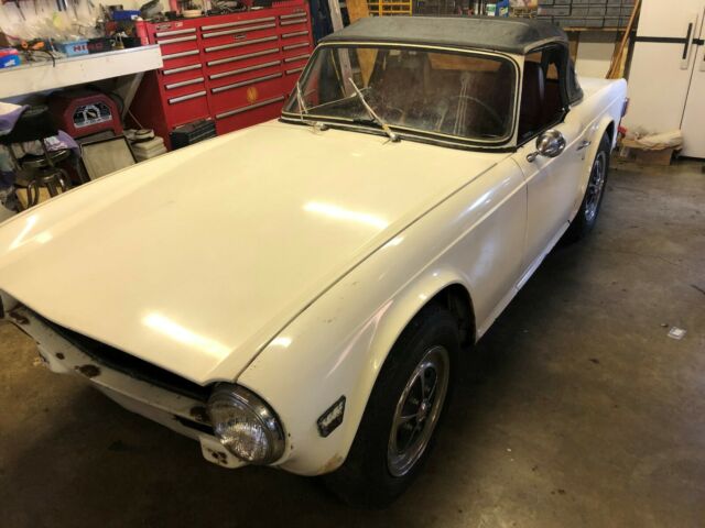 1969 Triumph TR-6 TR-6