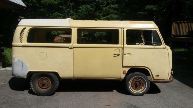 1969 Volkswagen Bus/Vanagon Westafalia Camper Bus Van