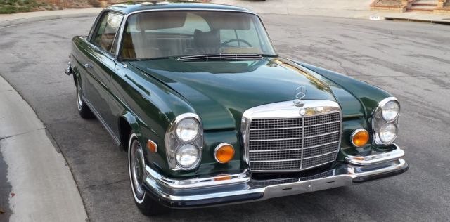 1970 Mercedes-Benz 200-Series