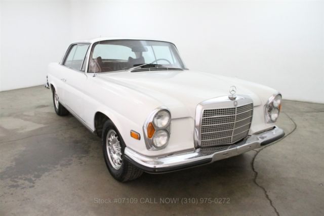 1970 Mercedes-Benz 200-Series 3.5