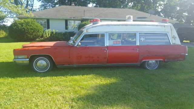 1970 Cadillac Commercial Chassis Ambulance