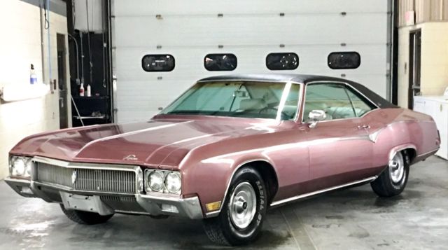 1970 Buick Riviera 455-4 / CONSOLE / RUST-FREE