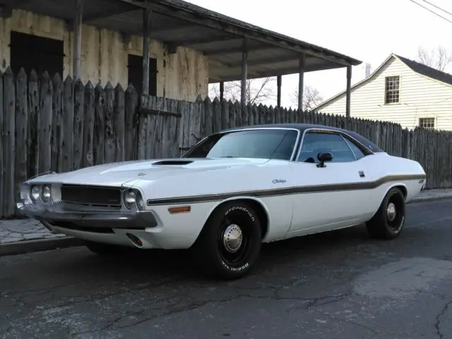 1970 Dodge Challenger SE