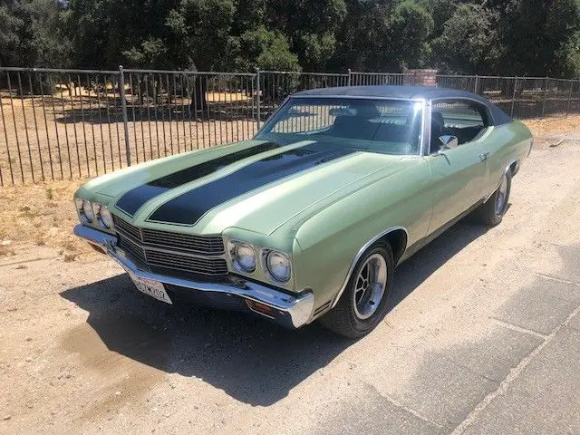 1970 Chevrolet Chevelle bucket seat