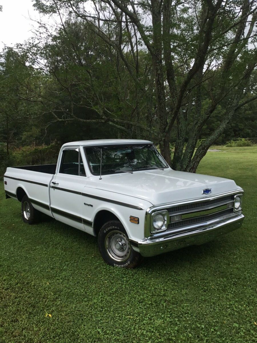 1970 Chevrolet 1970 c10 custom long bed