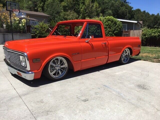 1970 Chevrolet C-10 LS Frame off, pro touring must see