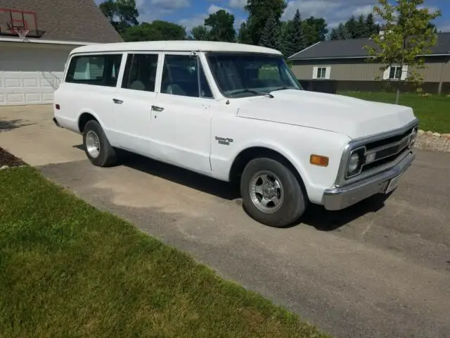 1970 Chevrolet Suburban