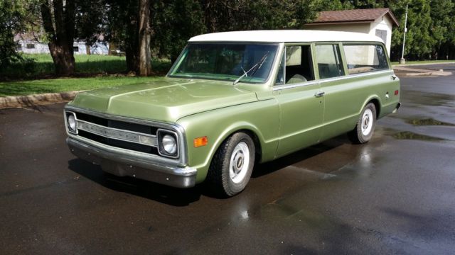 1970 Chevrolet Suburban