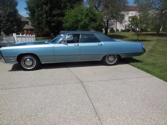 1970 Chrysler Imperial Crown Hardtop 4-Door