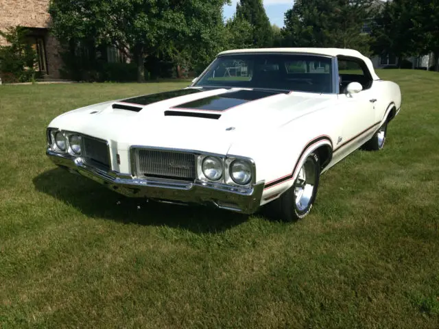 1970 Oldsmobile Cutlass CONVERTIBLE