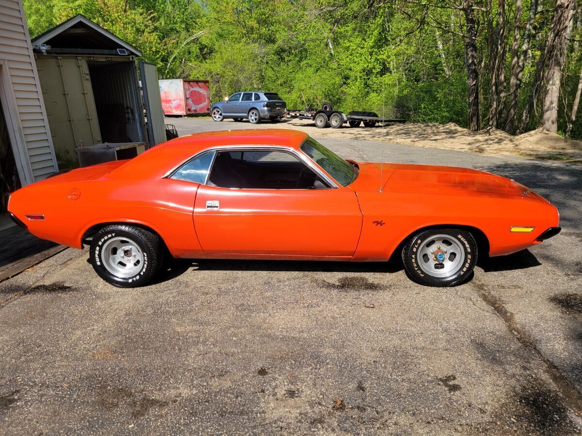 1970 Dodge Challenger Base modal   NOT R/T