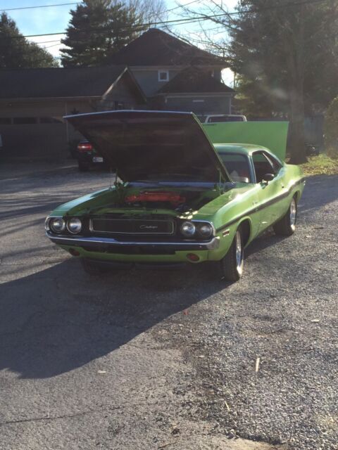 1970 Dodge Challenger chrome