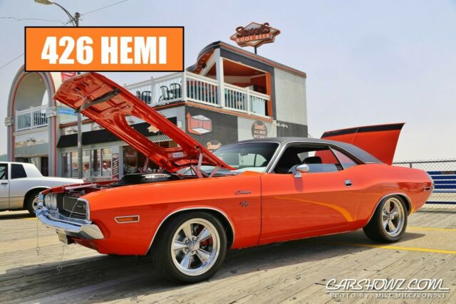 1970 Dodge Challenger R/T 426 HEMI 4-Speed Dual Carb Shaker SEE VIDEO