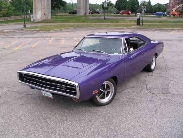 1970 Dodge Charger R/T (clone - minus the '70 side scoops)