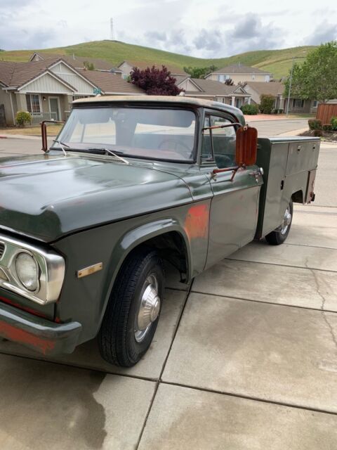 1970 Dodge D/W Series Utility