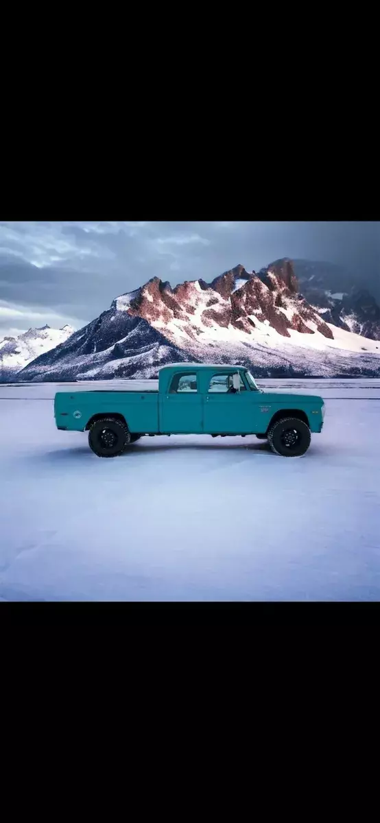 1970 Dodge Power Wagon