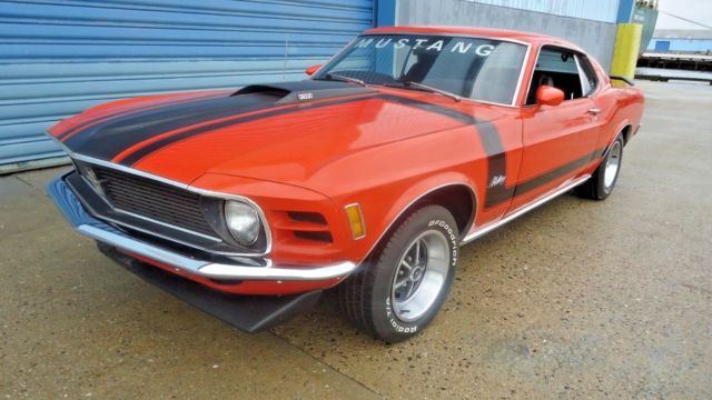 1970 Ford Mustang BOSS 302 TRIBUTE
