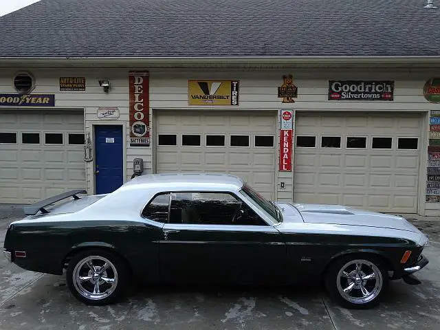 1970 Ford Mustang --