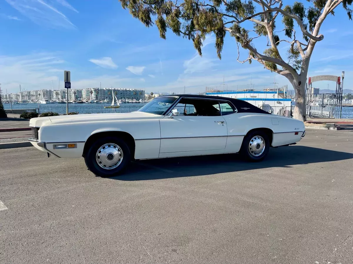 1970 Ford Thunderbird