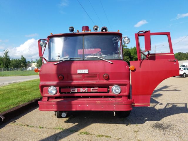 1970 GMC Other Red