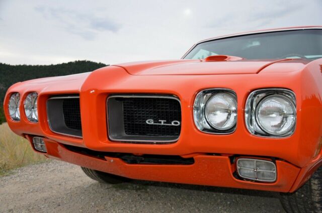 1970 Pontiac GTO chrome