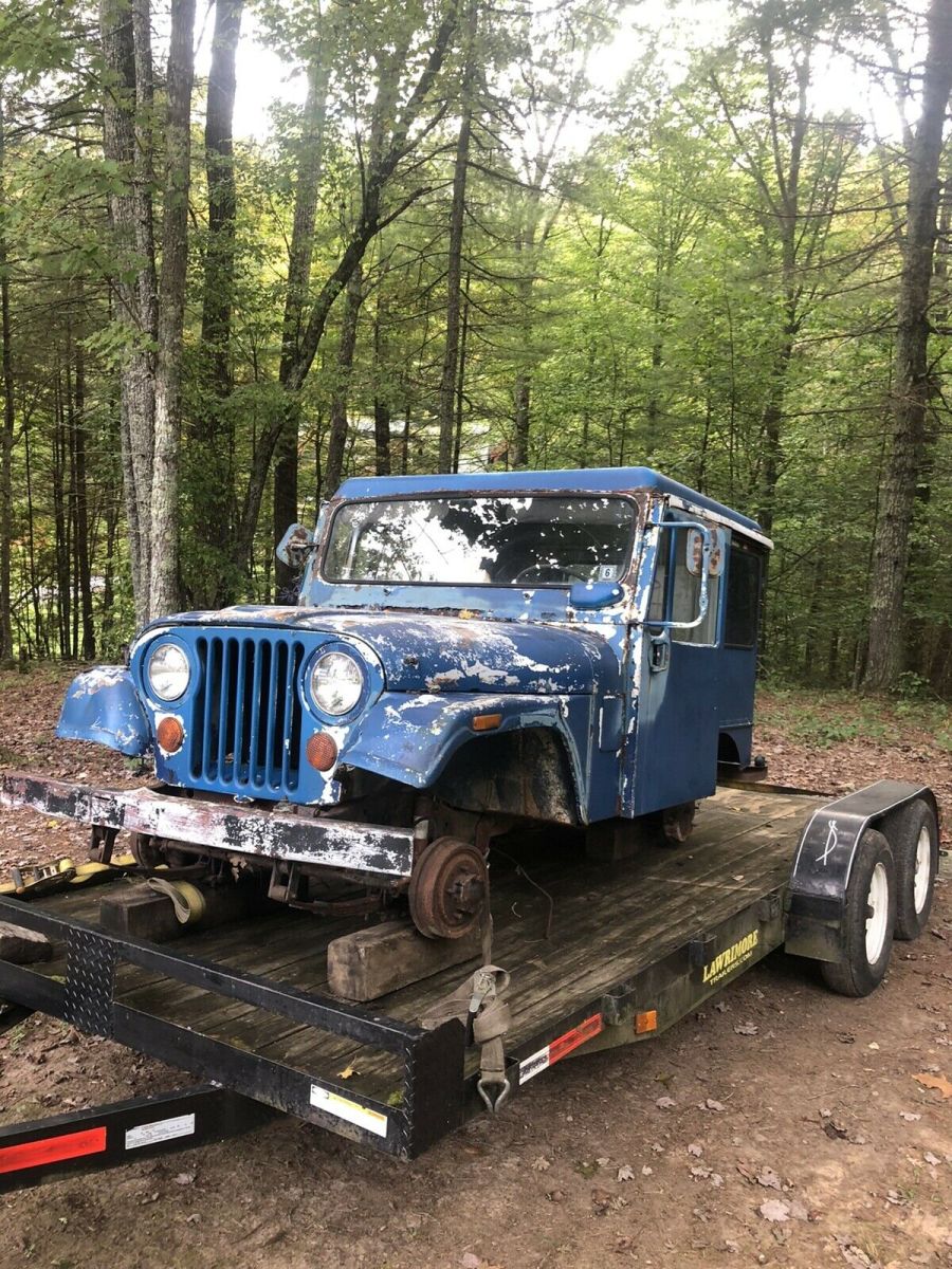 1970 Jeep DJ