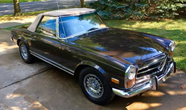 1970 Mercedes-Benz 200-Series 280 SL Convertible