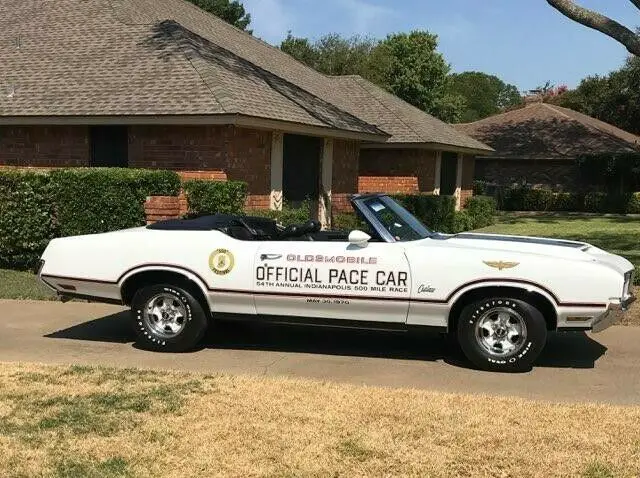 1970 Oldsmobile Cutlass Pace Car