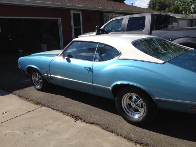 1970 Oldsmobile Cutlass Cutlass S Holiday Coupe