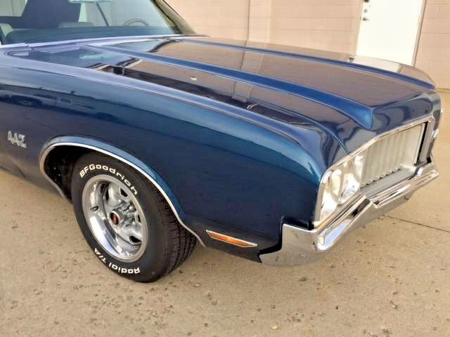 1970 Oldsmobile 442 Base Convertible 2-Door