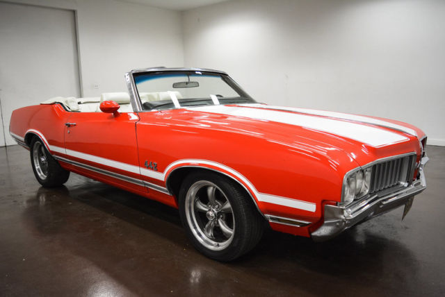 1970 Oldsmobile Cutlass --