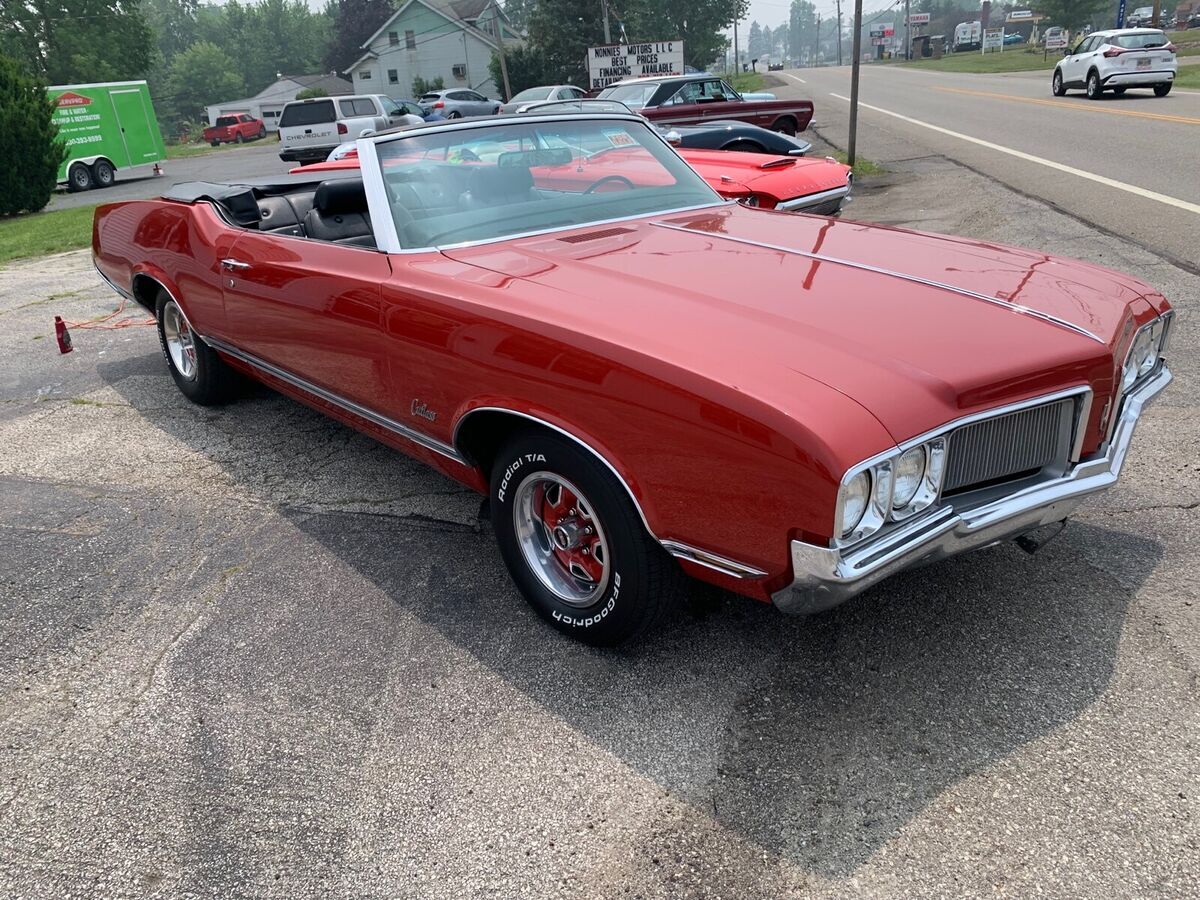 1970 Oldsmobile Cutlass Convertible 2 door