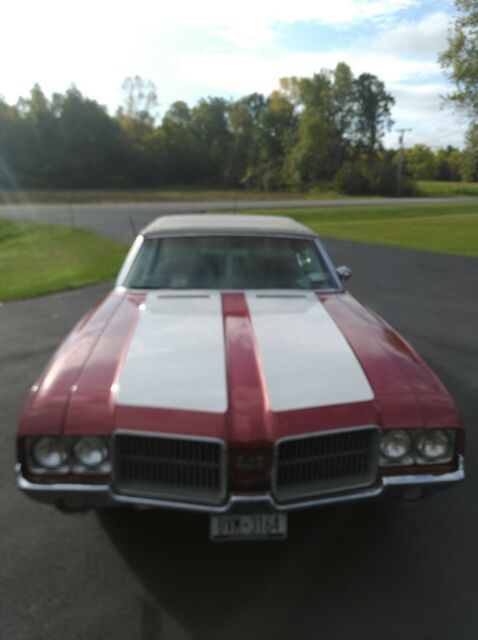 1970 Oldsmobile Cutlass chrome