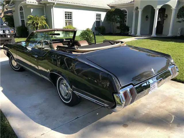 1970 Oldsmobile Cutlass --