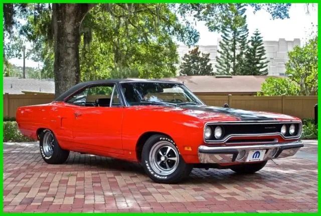 1970 Plymouth Road Runner 440 V8 / 300 MILES / Restored!!