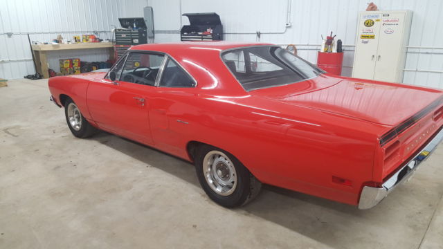 1970 Plymouth Road Runner Roadrunner