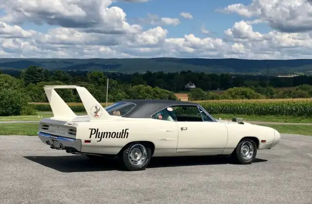 1970 Plymouth Road Runner Superbird